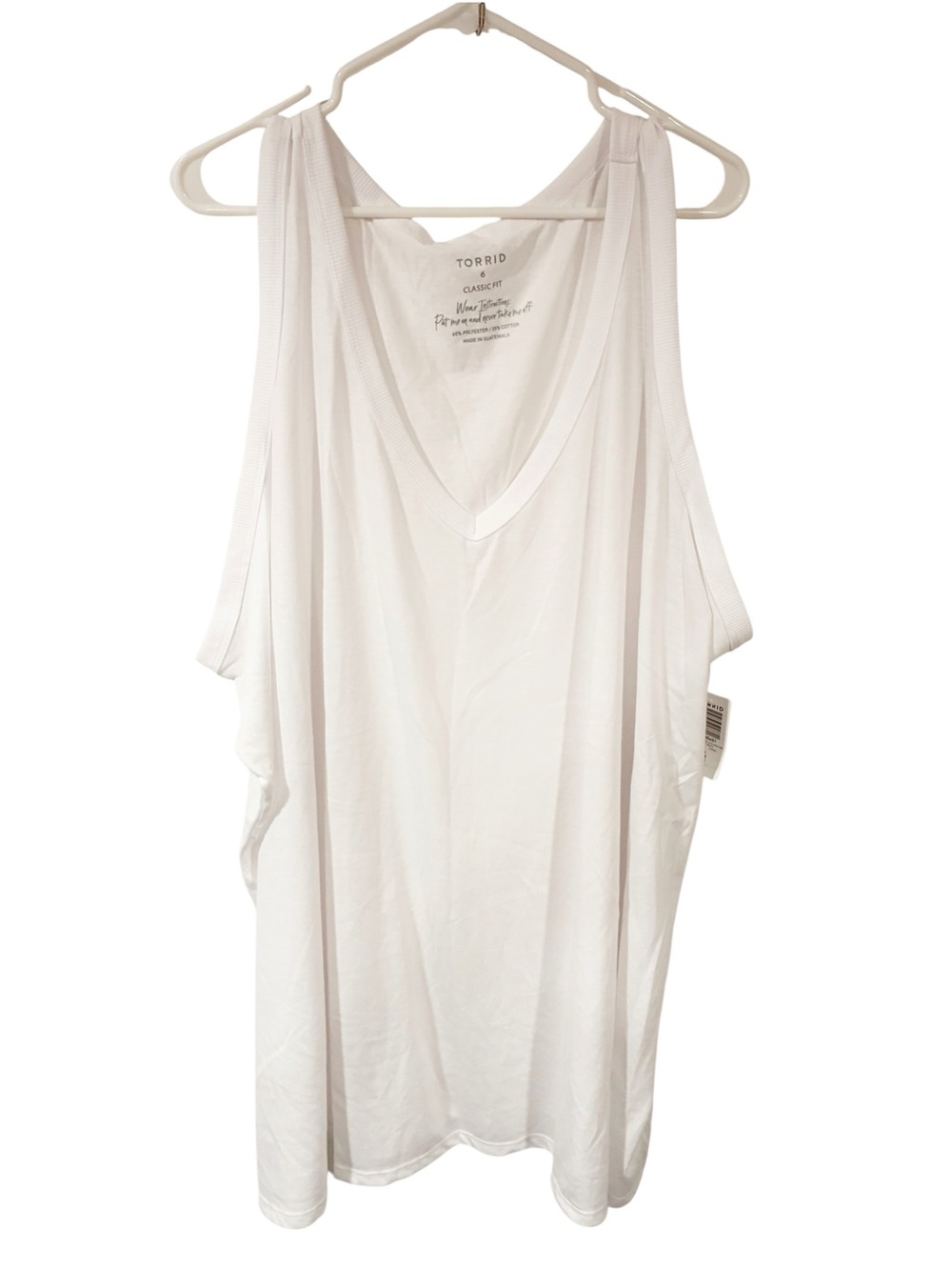 Torrid Plus Size White Sleeveless Classic Fit V Neck Tank Size 6X NEW